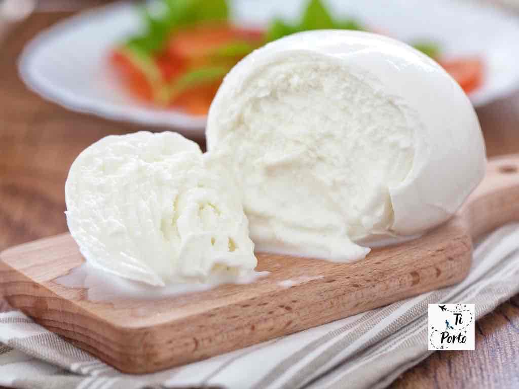 Paestum cosa mangiare mozzarella