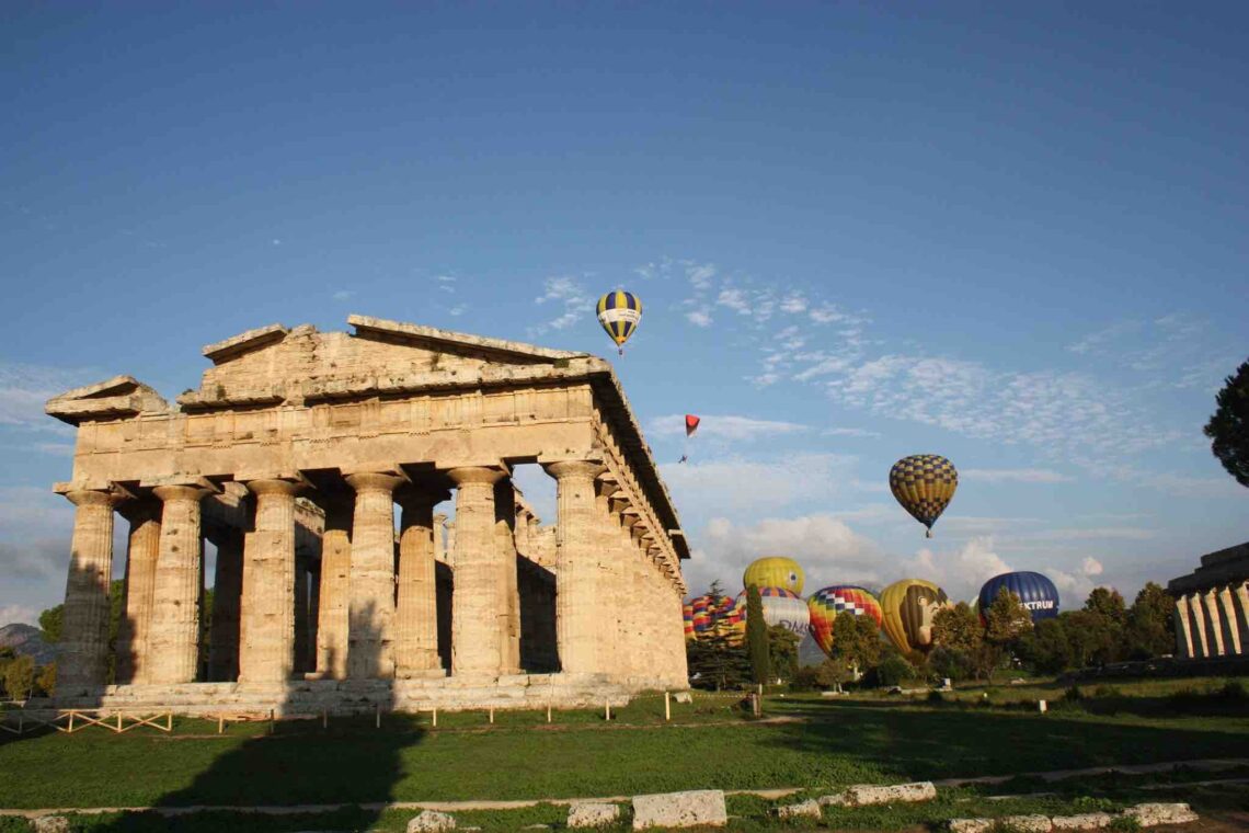 Festival delle mongolfiere di Paestum